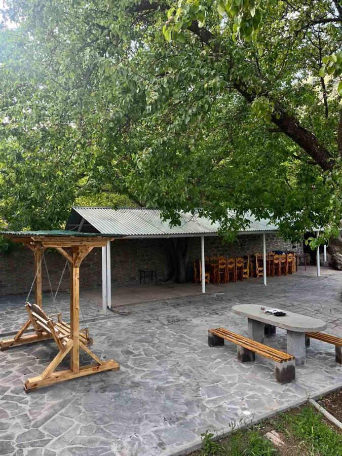 Hotel Halidzor Bagian luar foto